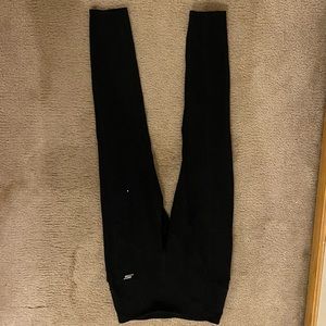 Skechers leggings with cell phone pocket